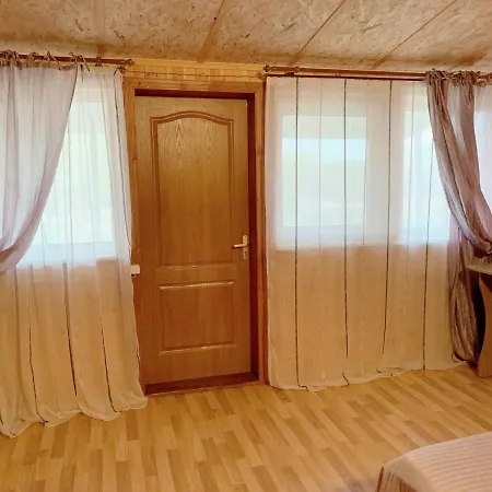 Fishka осокорки Country house
